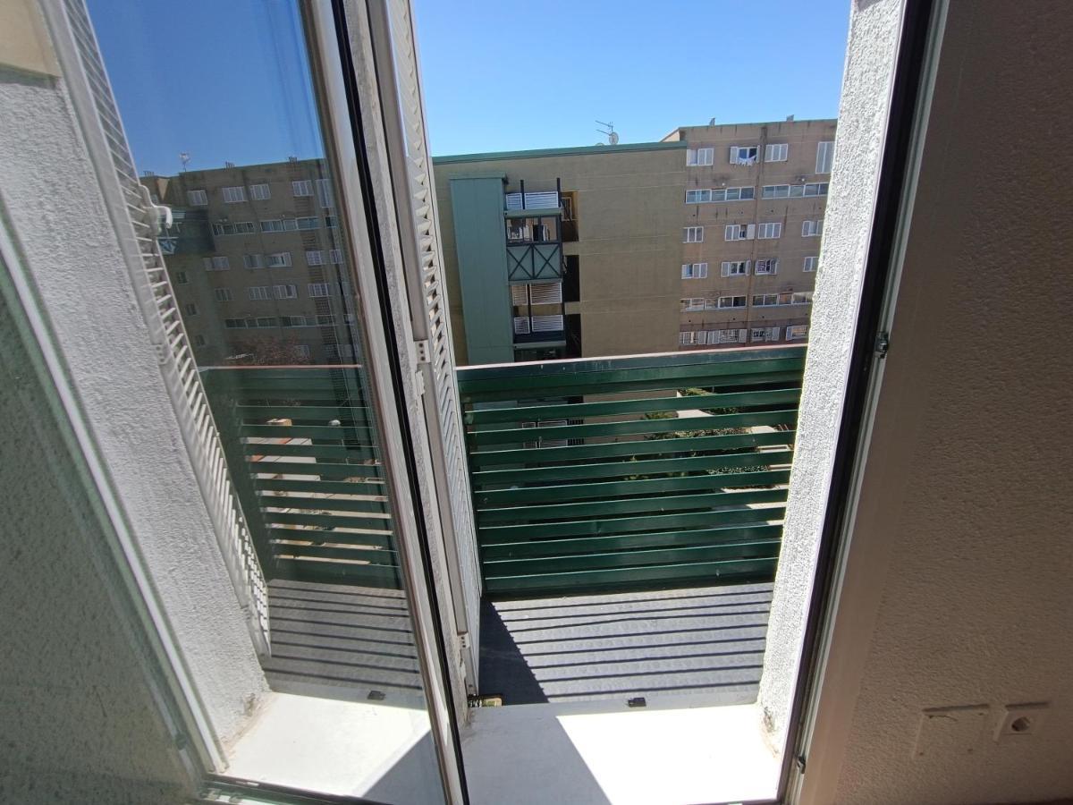 Amplia Habitacion En Vivienda Duplex Madrid Eksteriør bilde