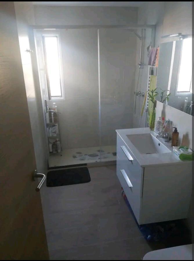 Amplia Habitacion En Vivienda Duplex Madrid Eksteriør bilde